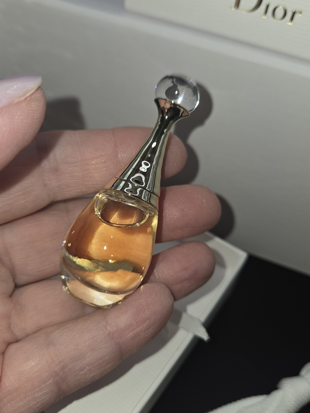 J’adore Mini Perfume Set Charm Keychain Gold Tone Boxed - Picture 5 of 8